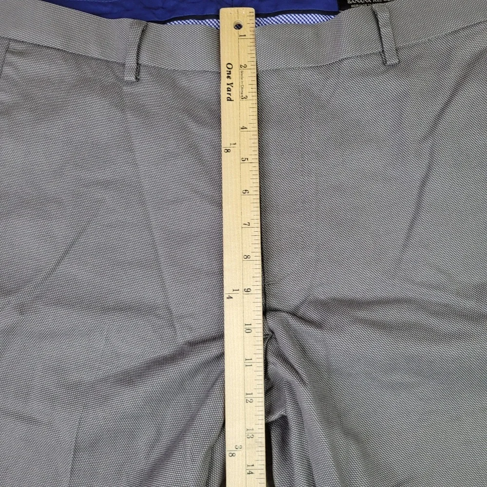 Banana Republic Chino Pants Mens 34x32 (Fits 36x28) Non‎ Iron Tailored Slim Fit